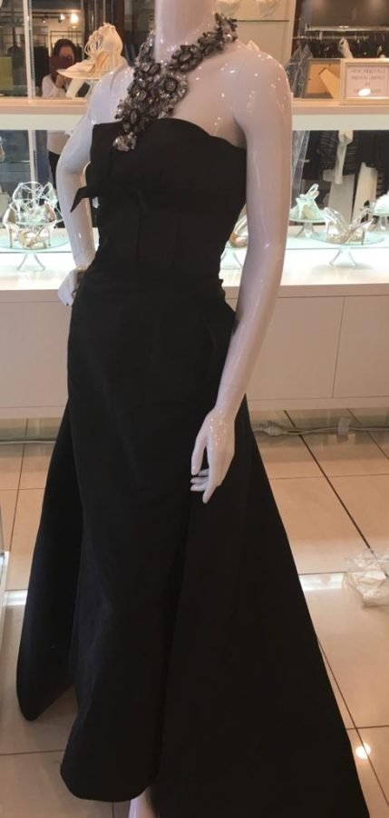Vinatage Valentino Gown1.jpeg