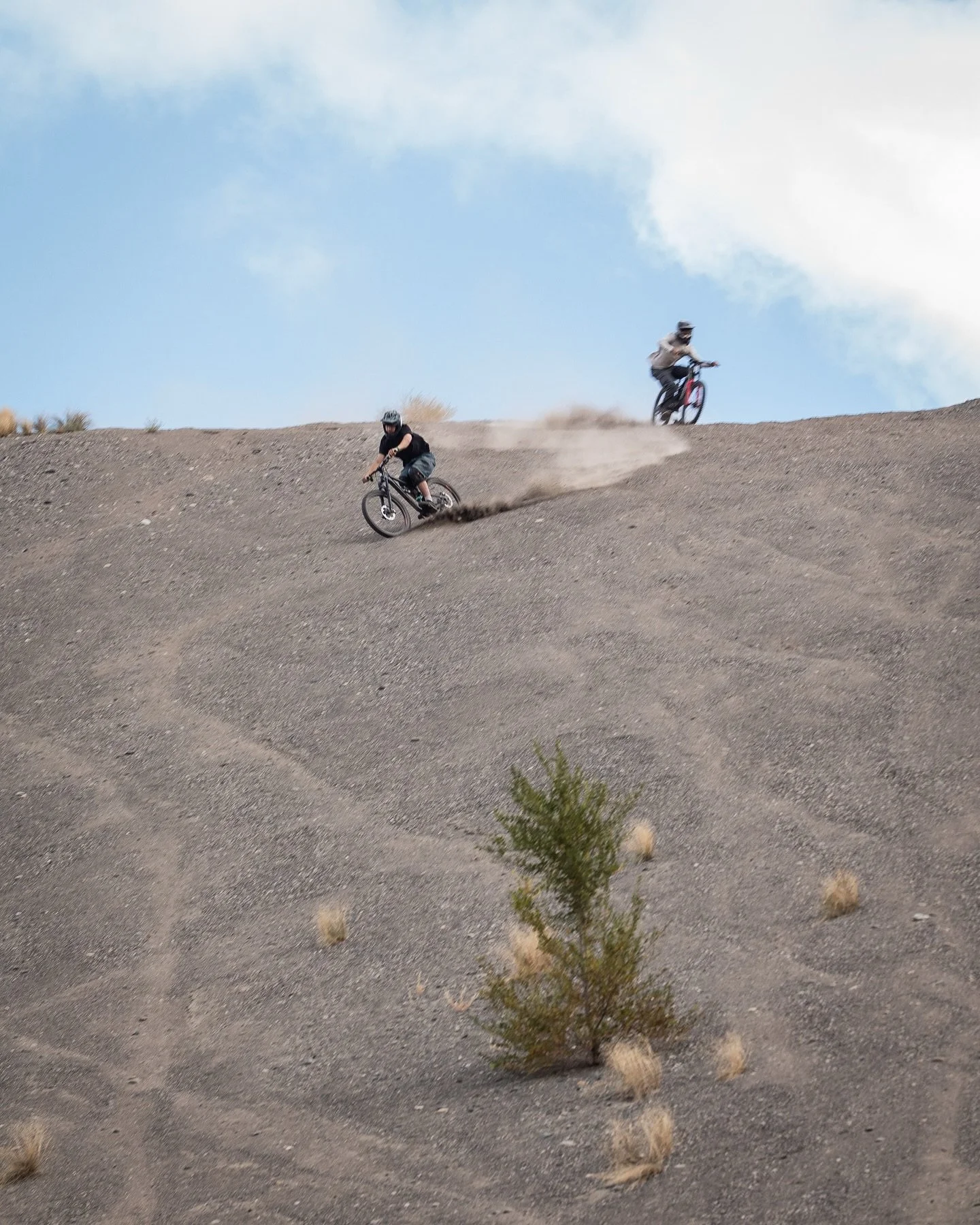 Hard to beat an afternoon Freeriding with your friends in a different country 🇨🇦👌🏻 #WyEastAcademy