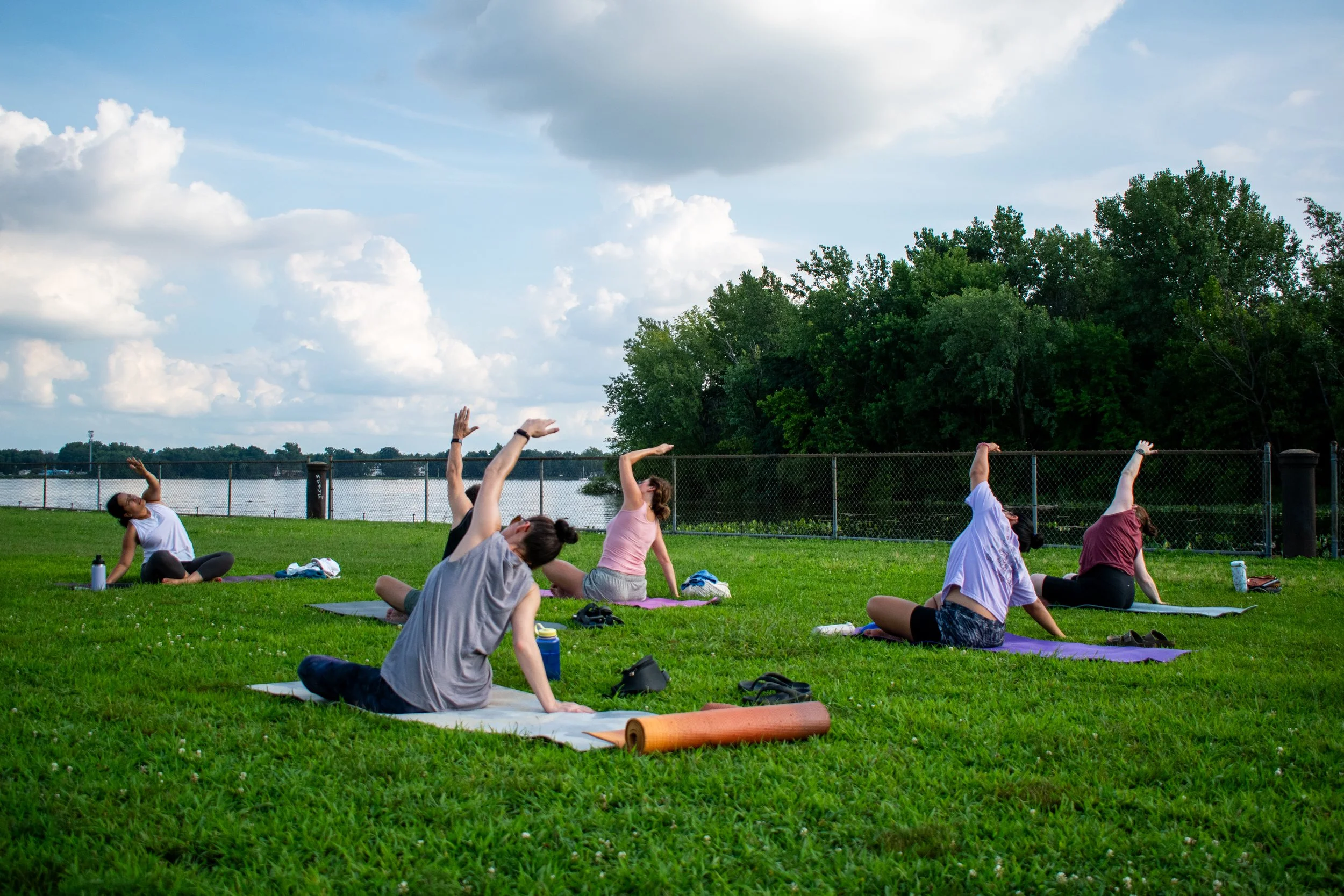 071525 Yoga on the Pier-1.jpg