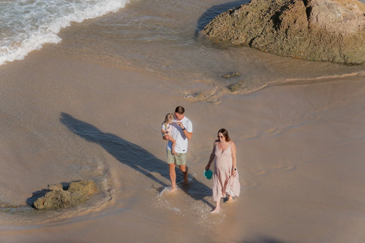 Lucy Ivers Photography. Lissy, Craig and Frankie North Burleigh. Gold Coast. Family Photography. website and socials-2.jpg