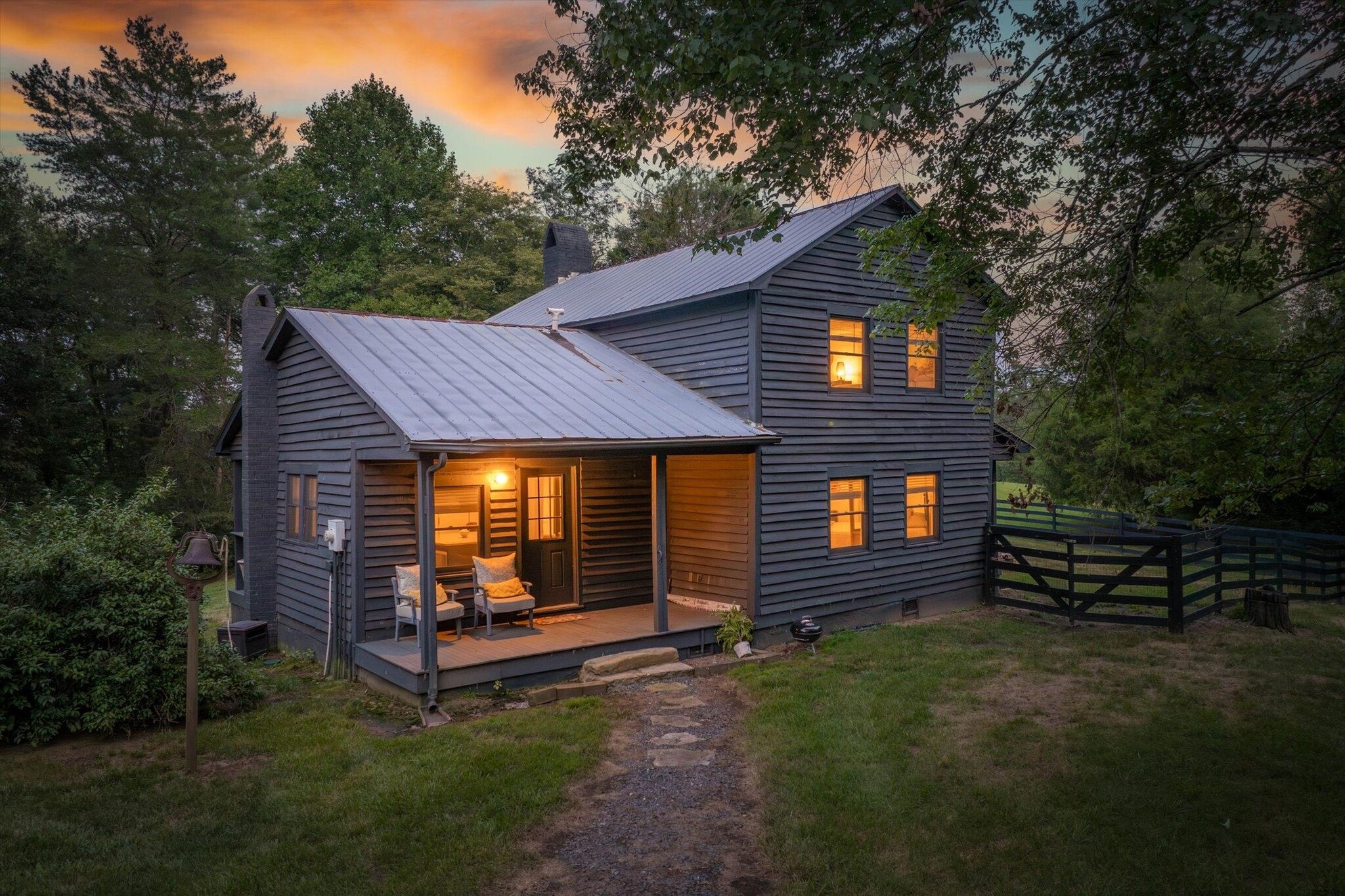 Cabin1.jpg
