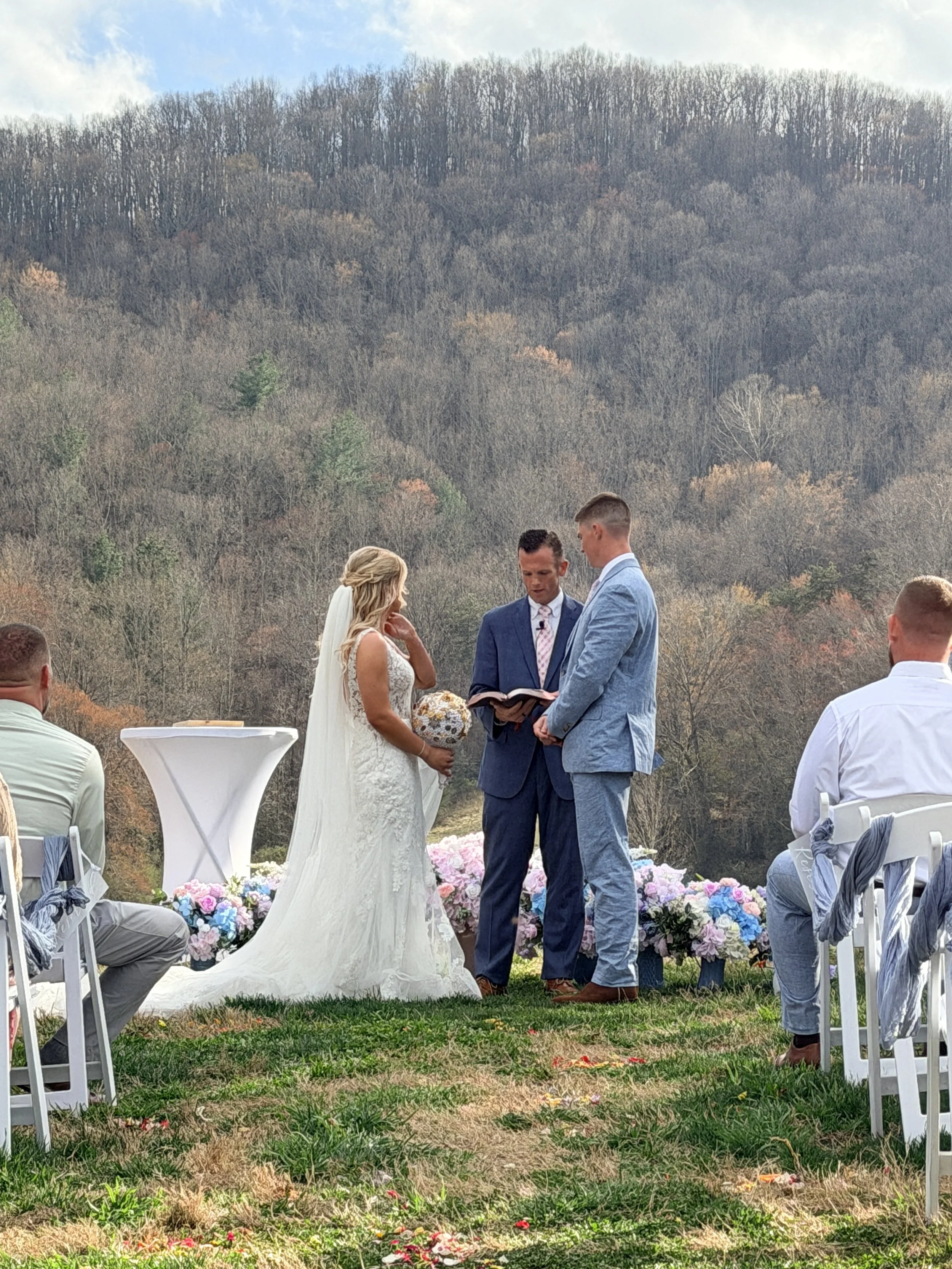 Best Wedding Venues Near Charlotte NC for Mountain Views