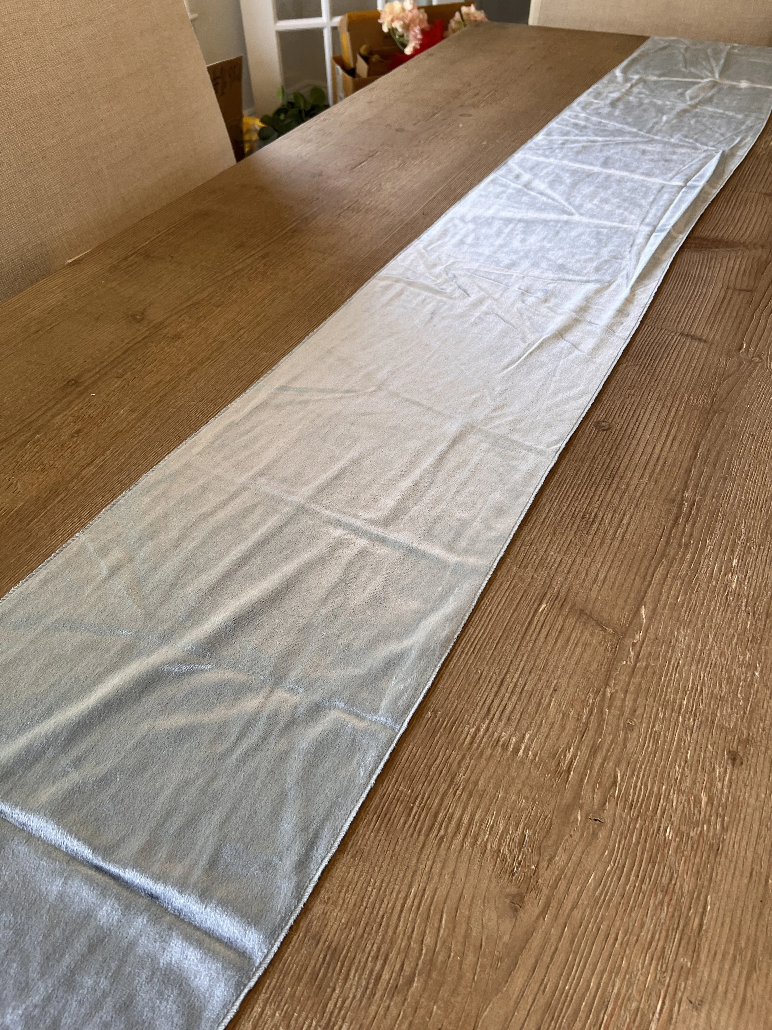 Light Blue Crushed Velvet Table Runner for wedding decoration