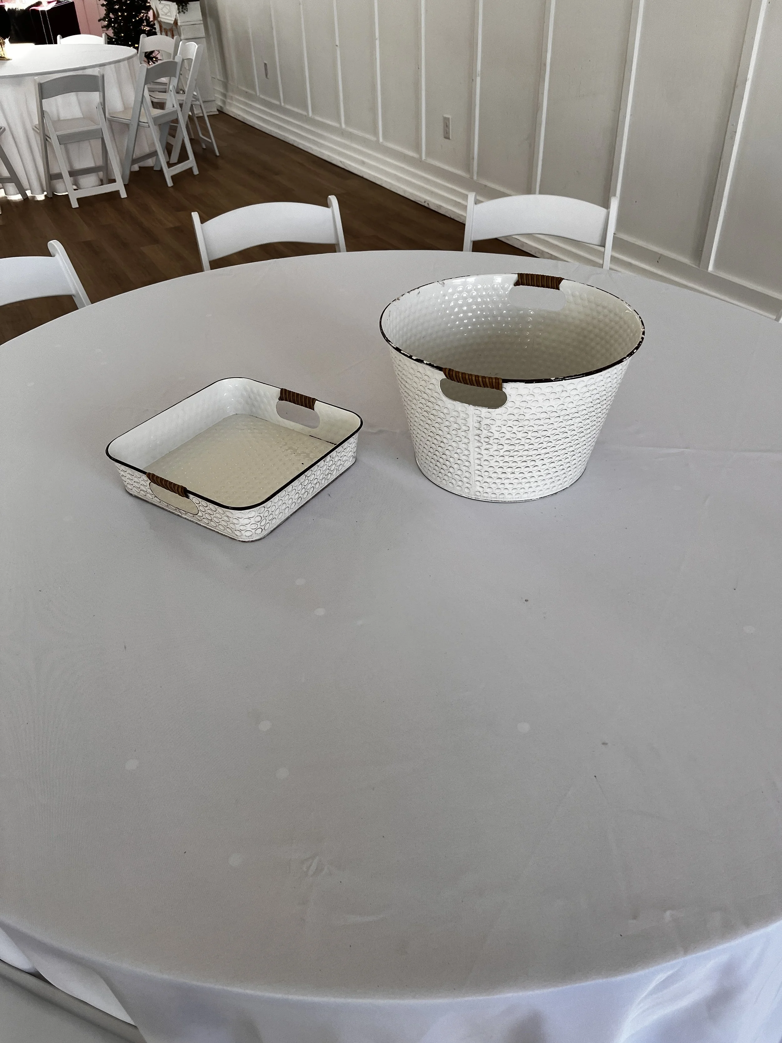 White hammered metal tray & basket at Charlotte wedding venue