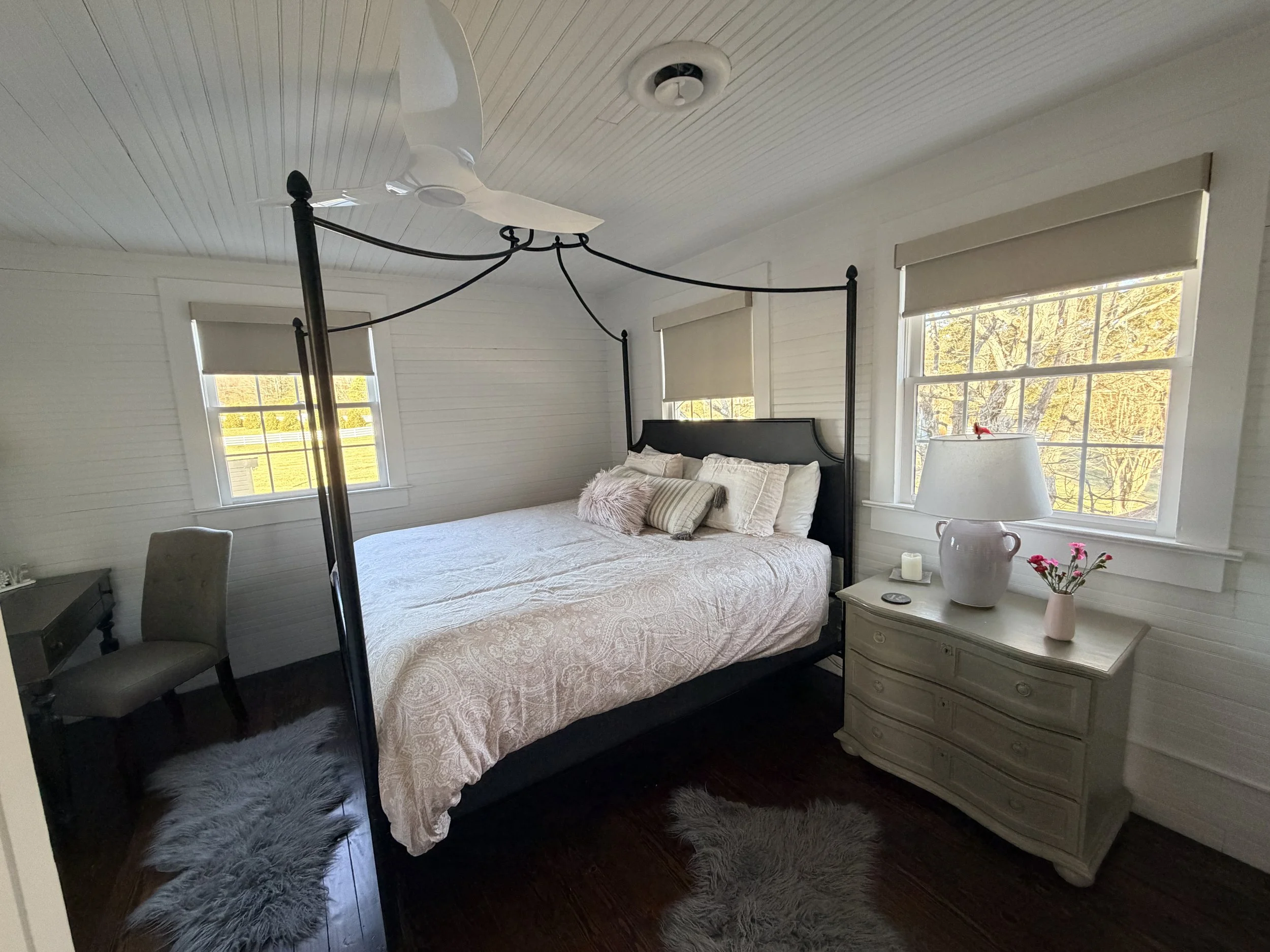 The Cardinal Room; King Bed