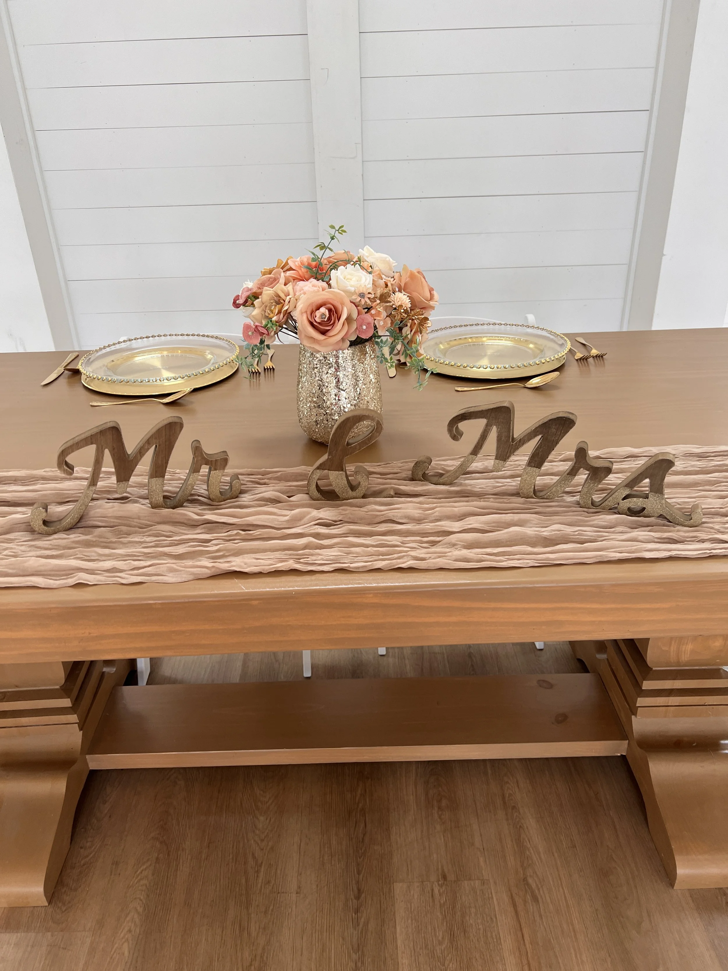 Mr & Mrs wooden signs for wedding in Charlotte