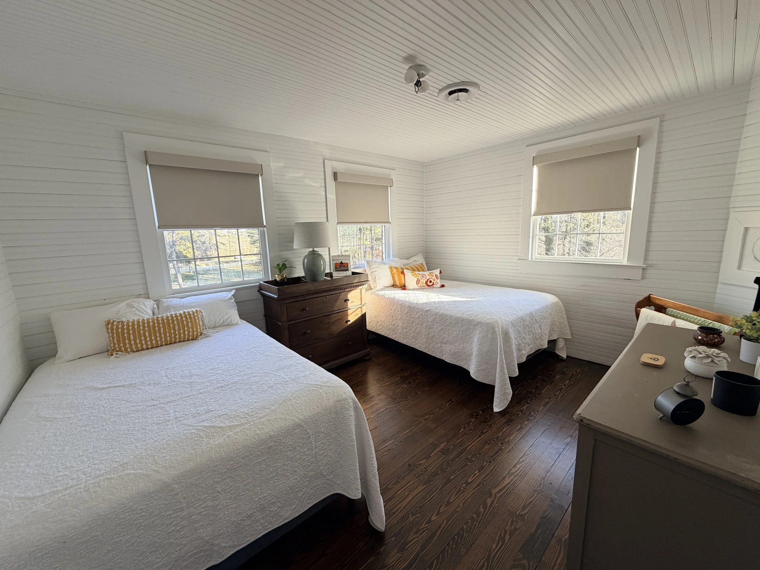 The Ellendale Room; 2 Double Beds