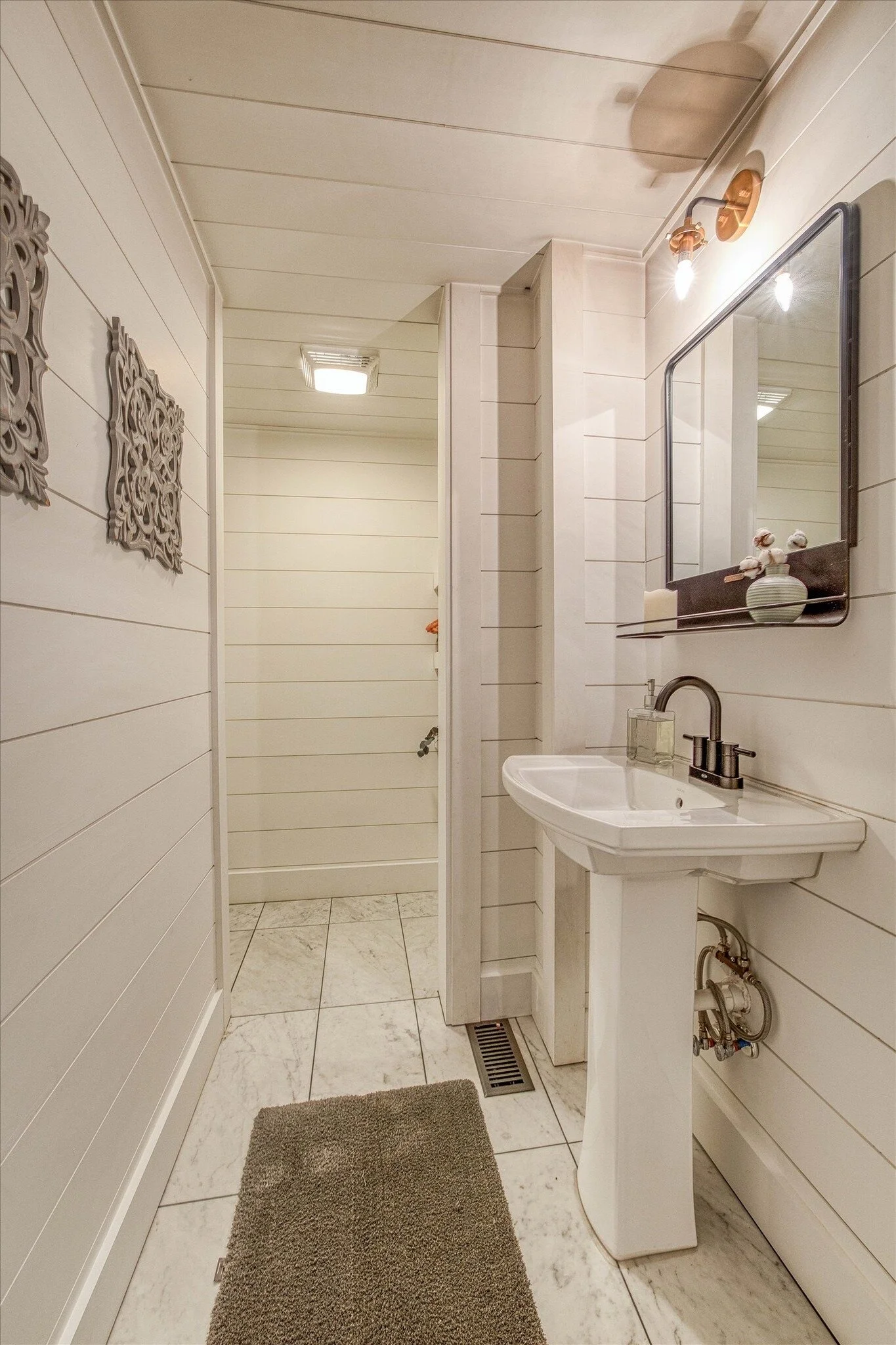Farmhouse Powder Room