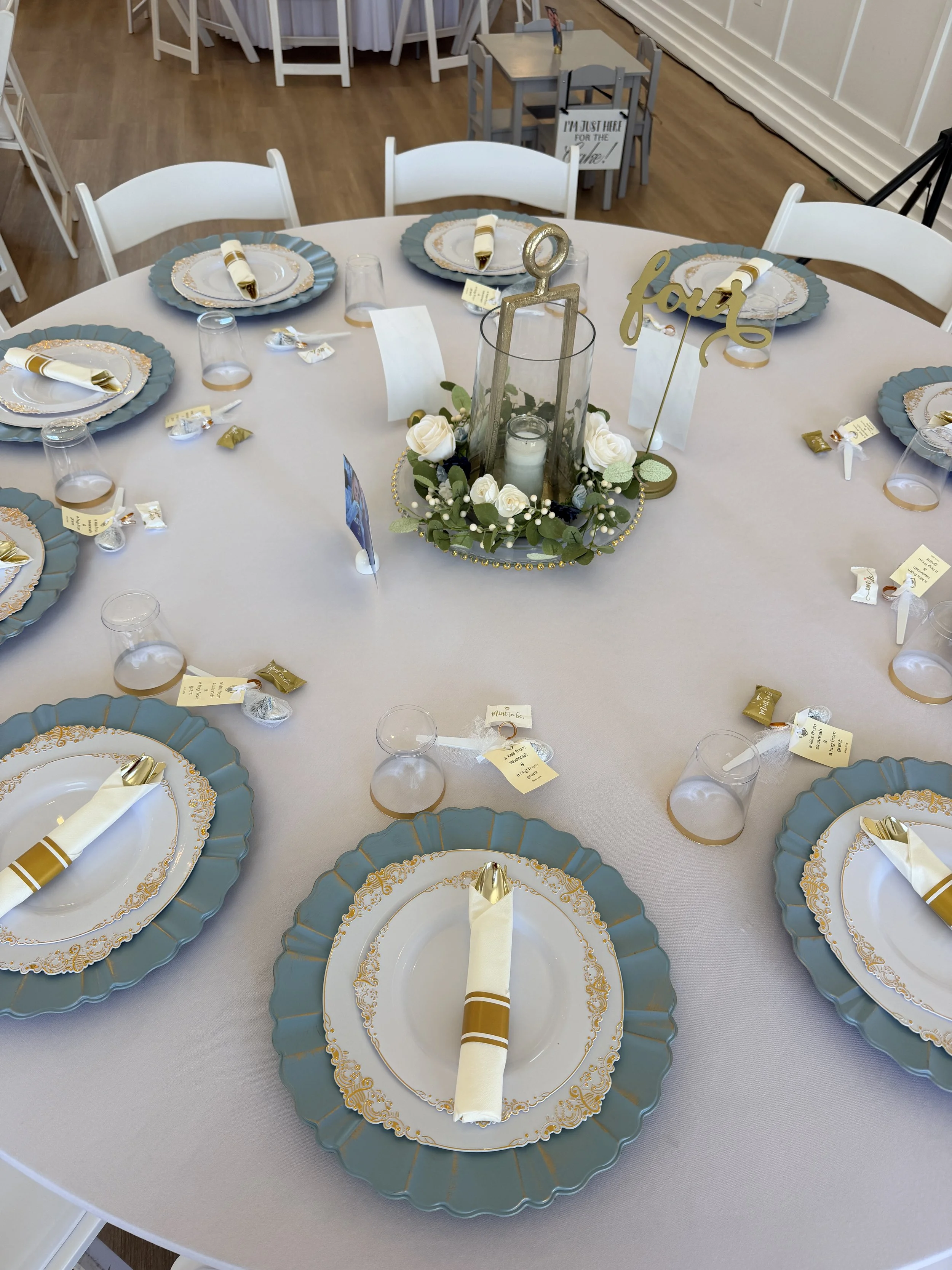 Tablescape with green and gold; Wellness retreats in NC
