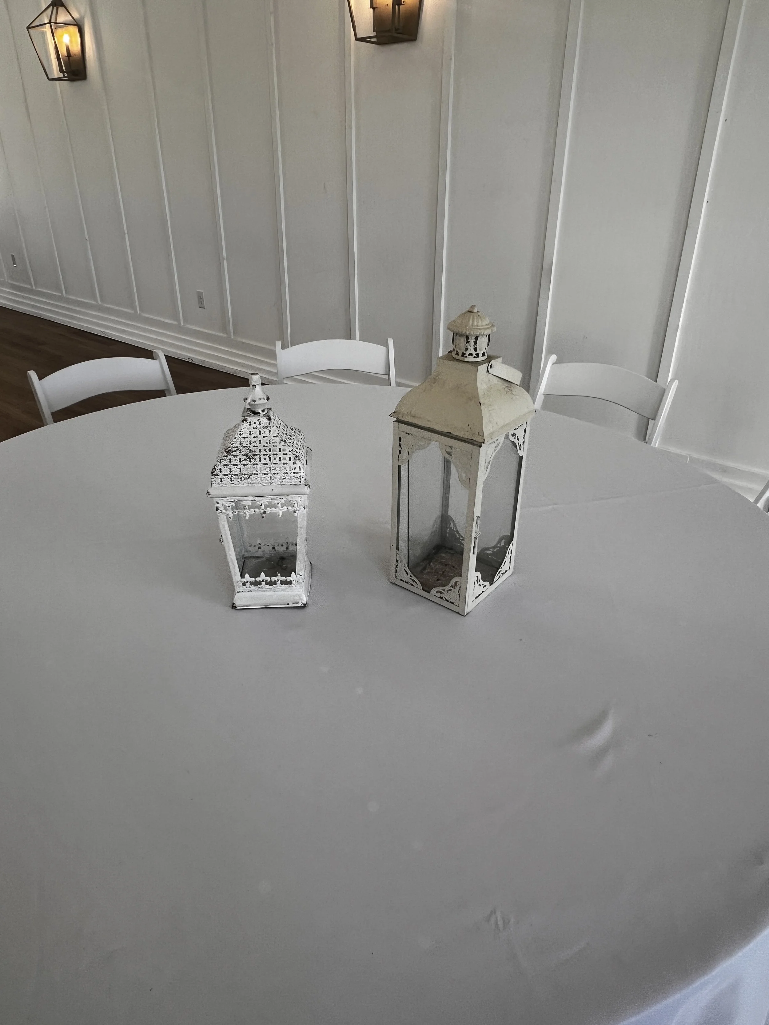 White/cream vintage lanterns for wedding decorations