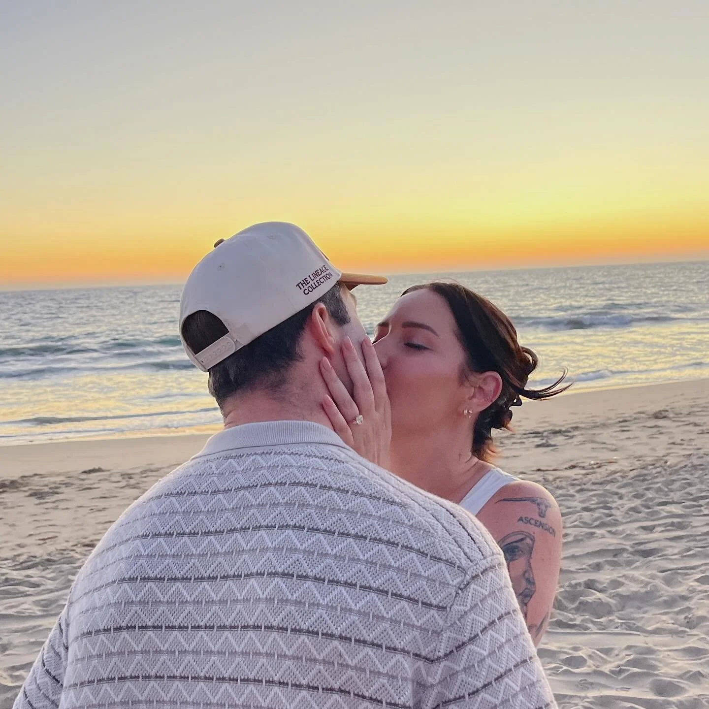 Mrs.Johnson has a nice ring to it, don&rsquo;t ya think 😚🤍💍