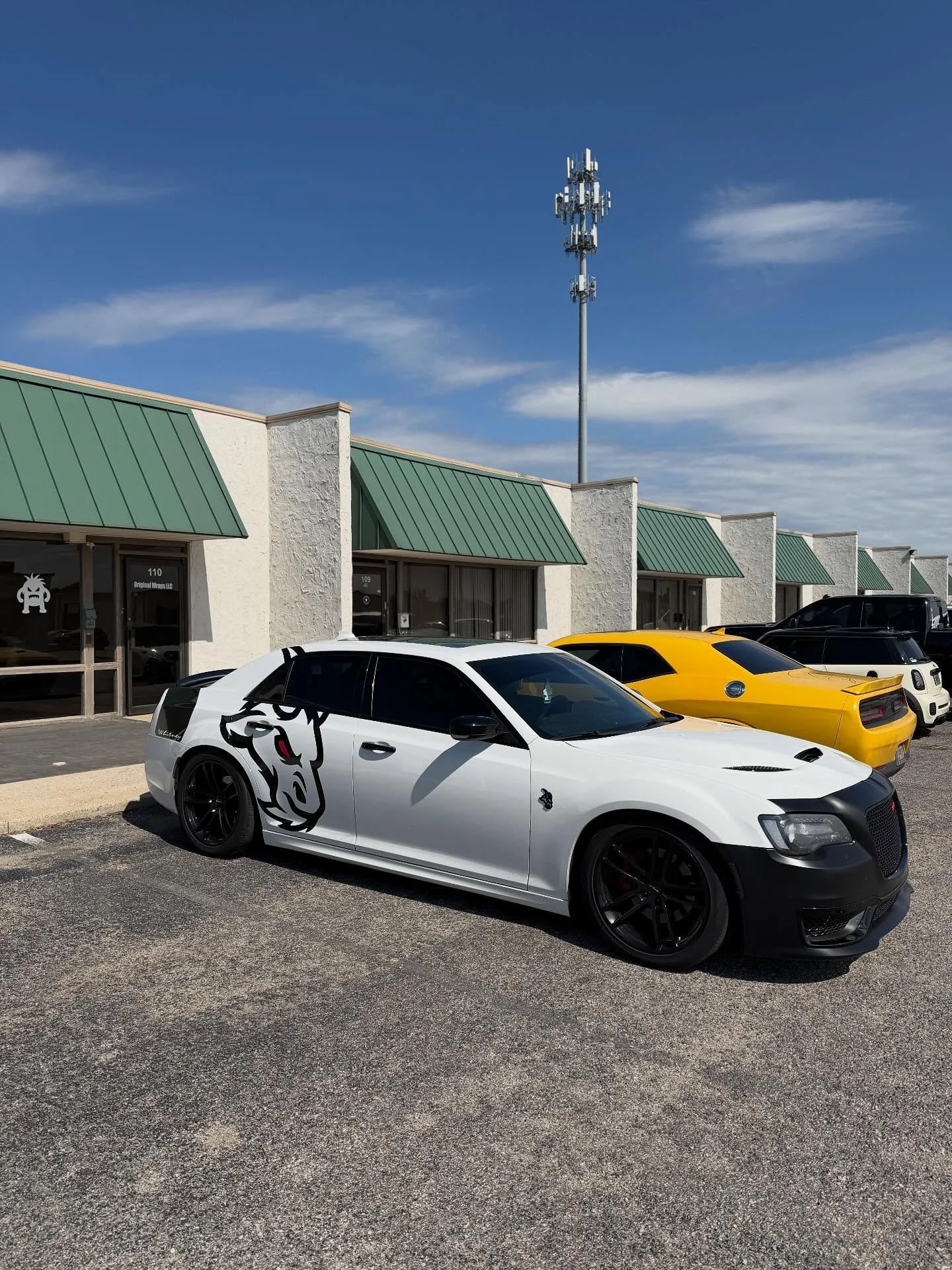 Custom Goat Decals + Custom Daytona Banner 🔥🐐
.
.
Website in bio to request a quote! 
Theoriginalwraps.com‼️
.
#OGWRAPS #vinyl #vinylwrap #wrap #wrapped #wraps #wrappedcars #carwrap #carwrapping #car #cars #carsofinstagram #carswithoutlimits #carsh