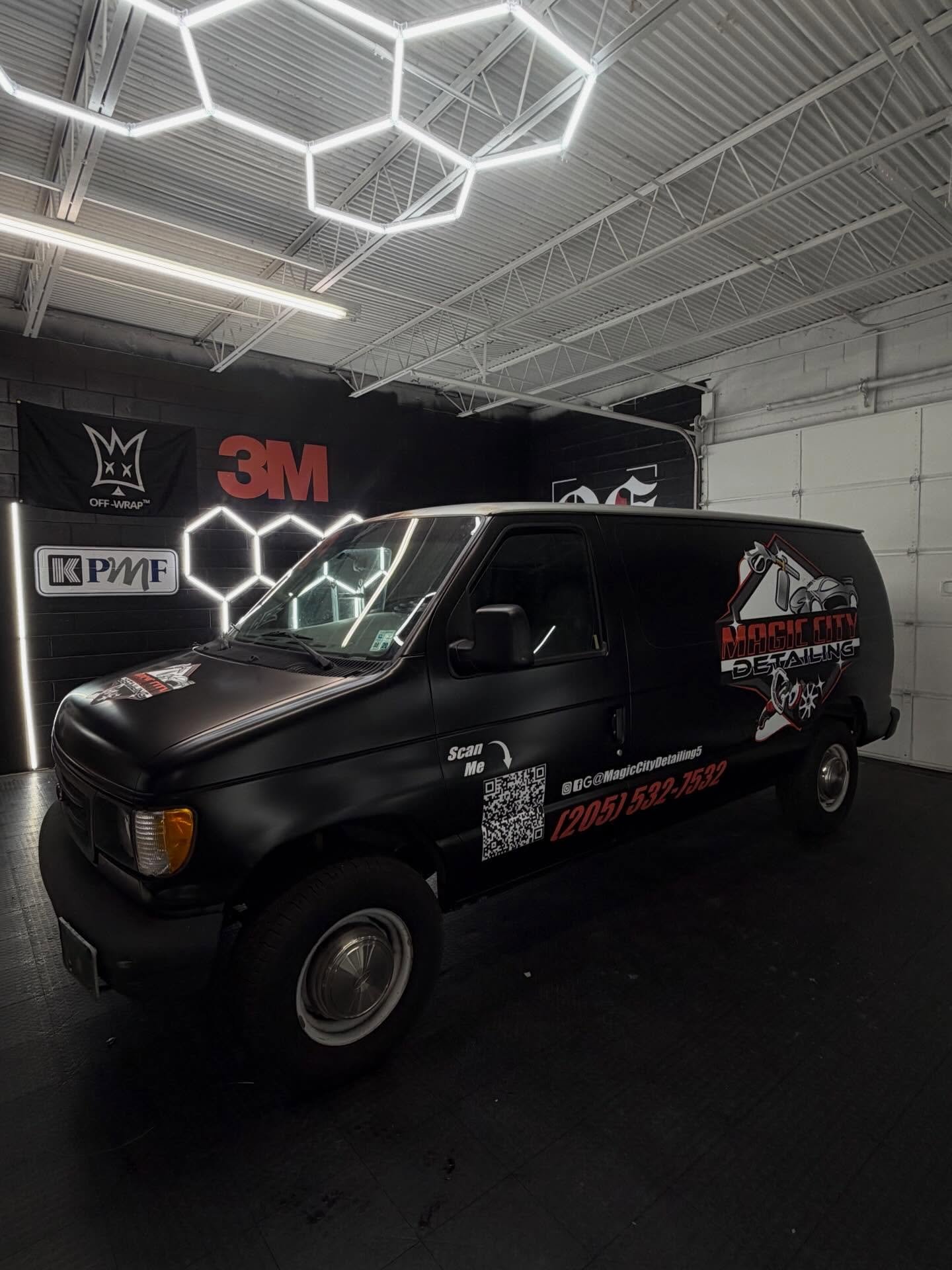 Magic City Detailing 🧼
Full Wrap in Satin Black + Custom Decals &amp; Logos 🔥
@magiccitydetailing5 @gilberto__5 🦾🔥
.
Theoriginalwraps.com
Website in bio to request a quote‼️
Theoriginalwraps.com
Dm for questions &amp; inquiries ‼️
Full custom pri