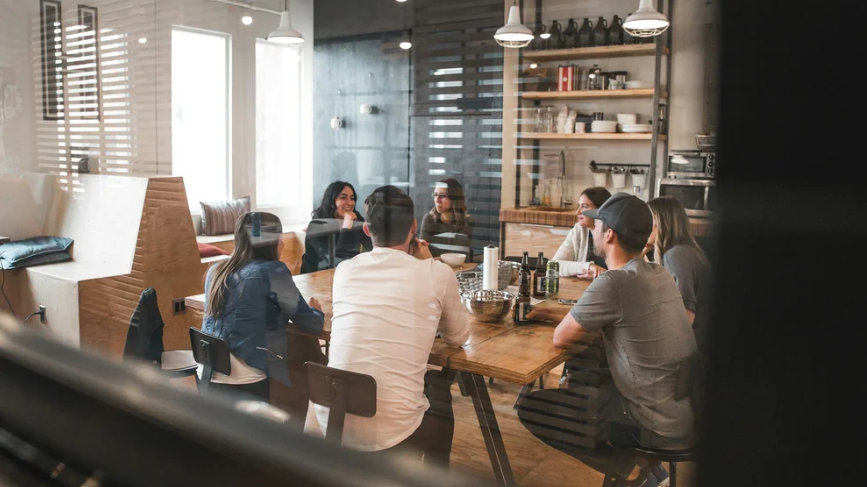 The Fine Line of Web Copy: Conversational Tone vs. The Erosion of Brand Credibility