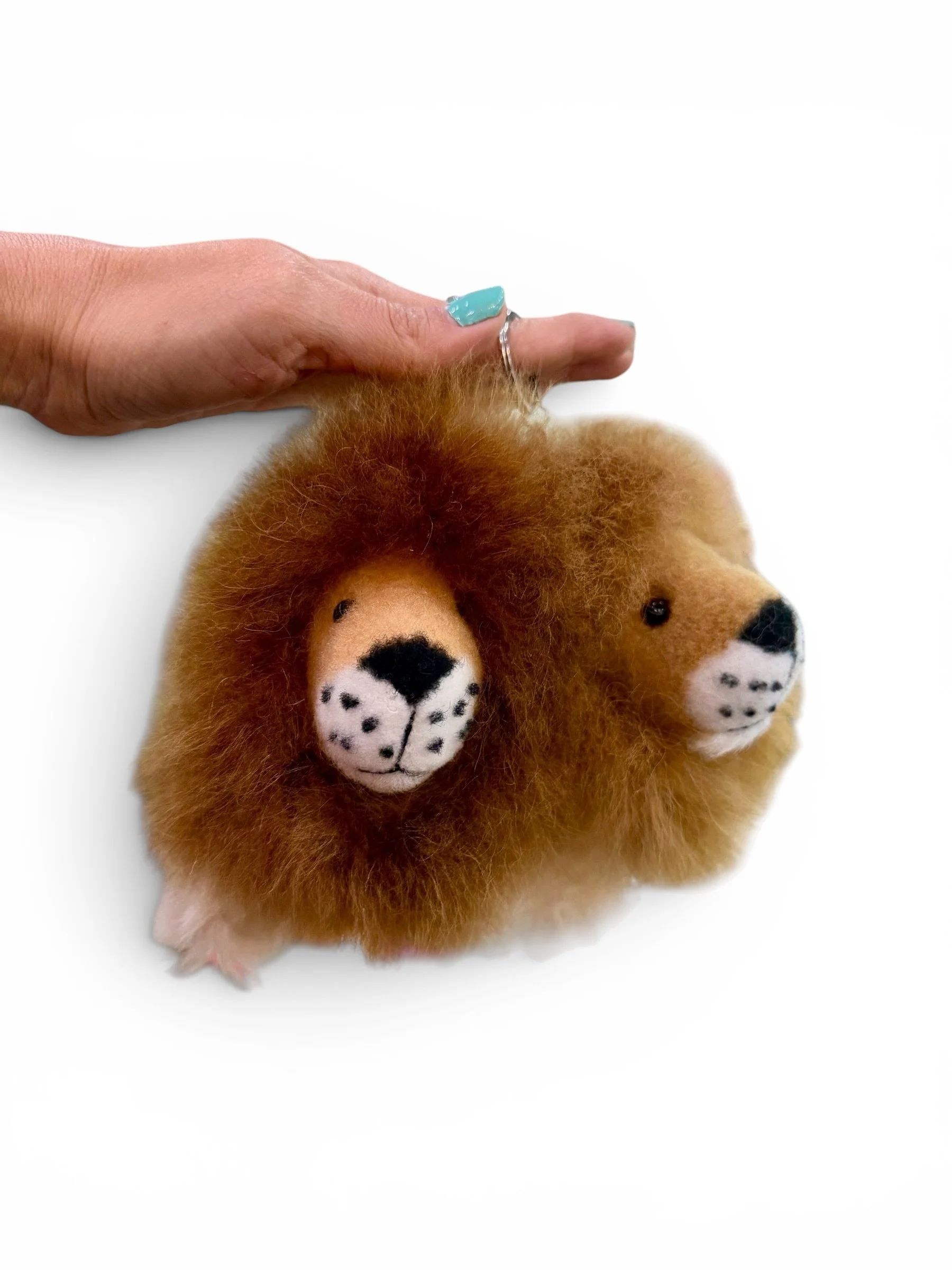 lion alpaca fur keychain relaxing.jpeg