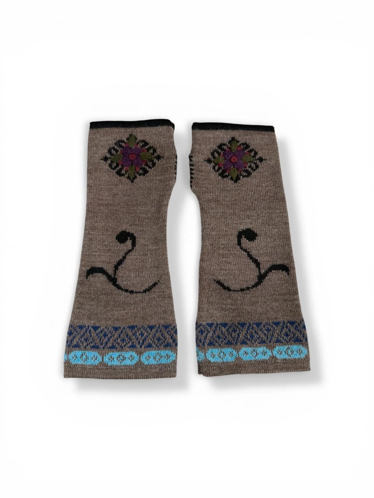 Light brown fingerless gloves alpaca soft durable .jpg