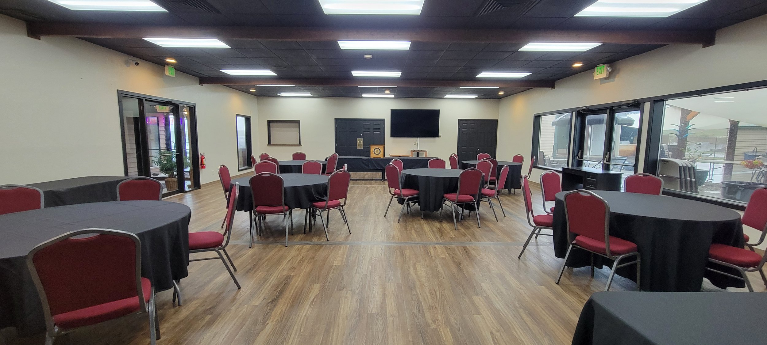 Banquet Room 