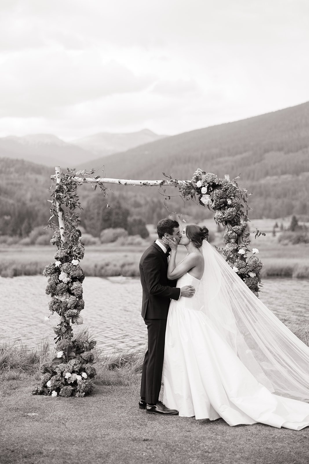 Leah_Lach_Photography-Grace_and_Patrick-Camp_Hale_Wedding-1309.jpg