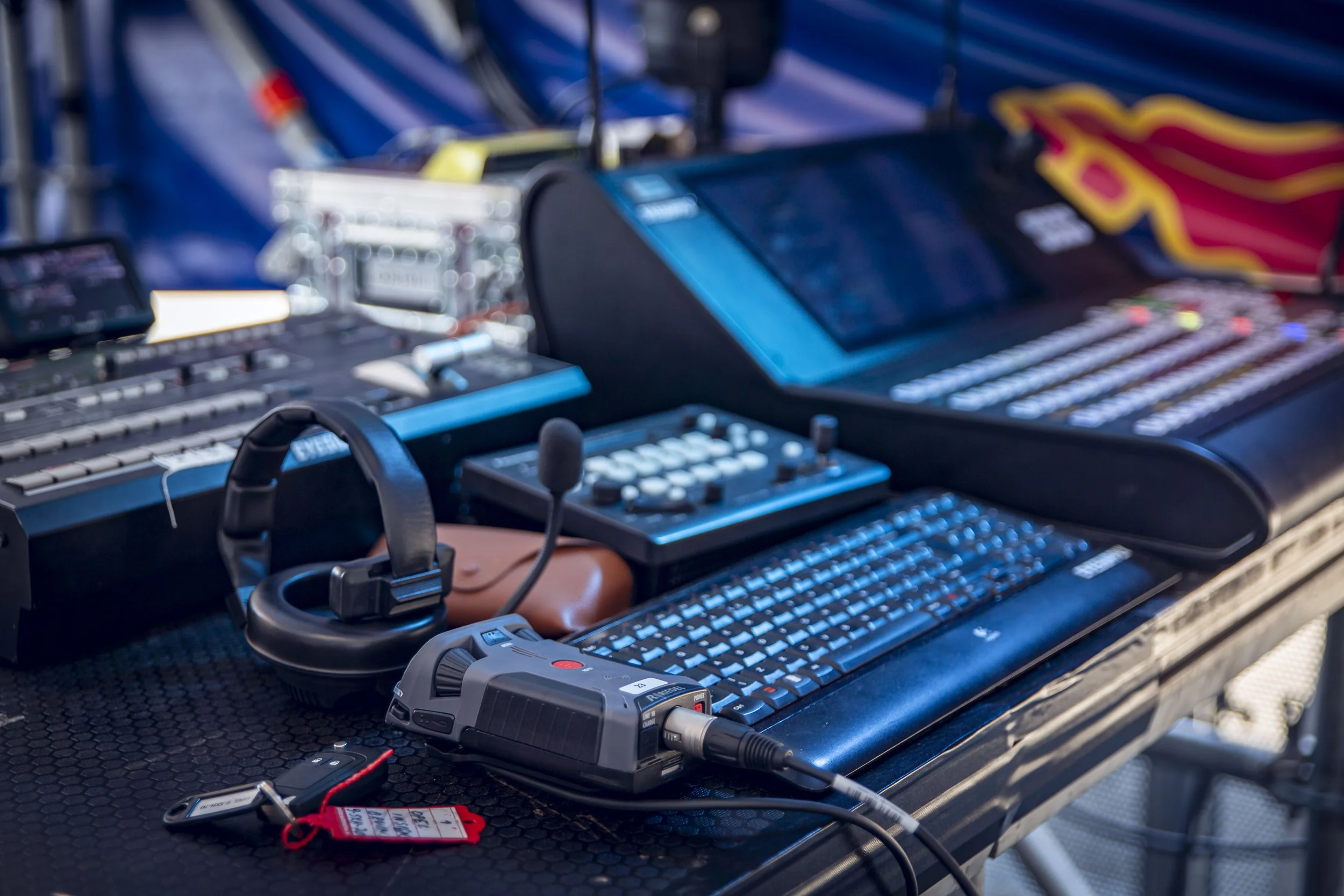 Produksjonsleder koordinerer teknisk team