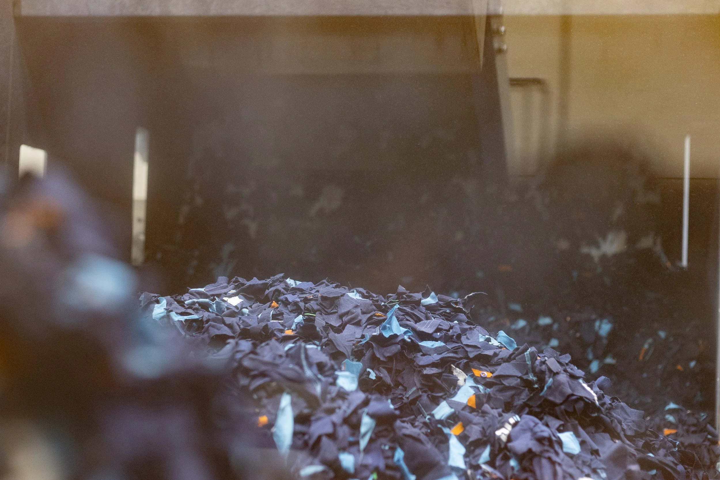 How Fibre to Fibre Is Transforming the Fashion Industry: Trends, Technologies, and Challenges&nbsp;