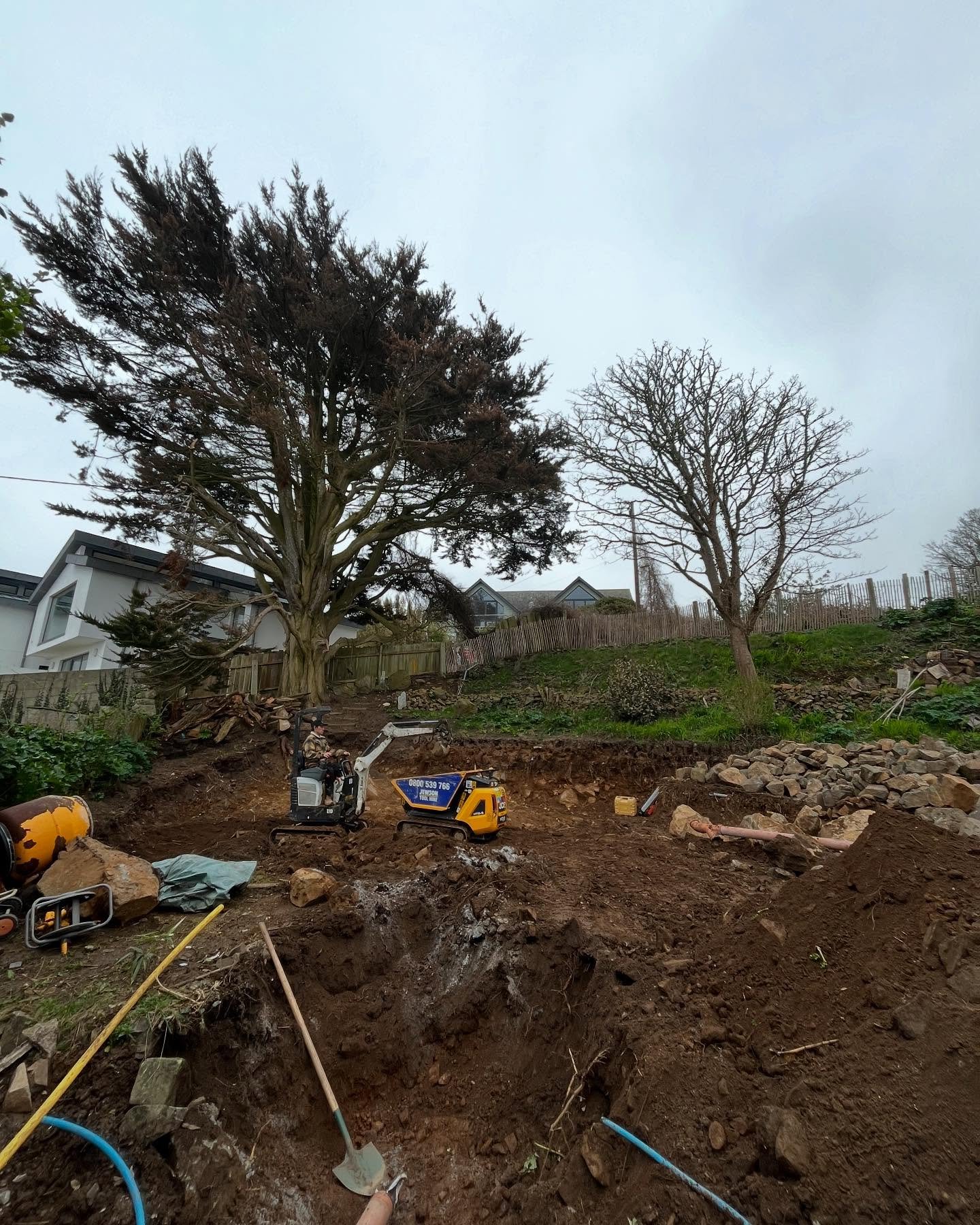 Still busy at our renovation in St.Ives... lots of digging out for new summer houses, fitting Delabole slate window sills, installing steels and landscaping. Inside is boarded ready for @dbplastering_uk . Please feel free to call about any renovation
