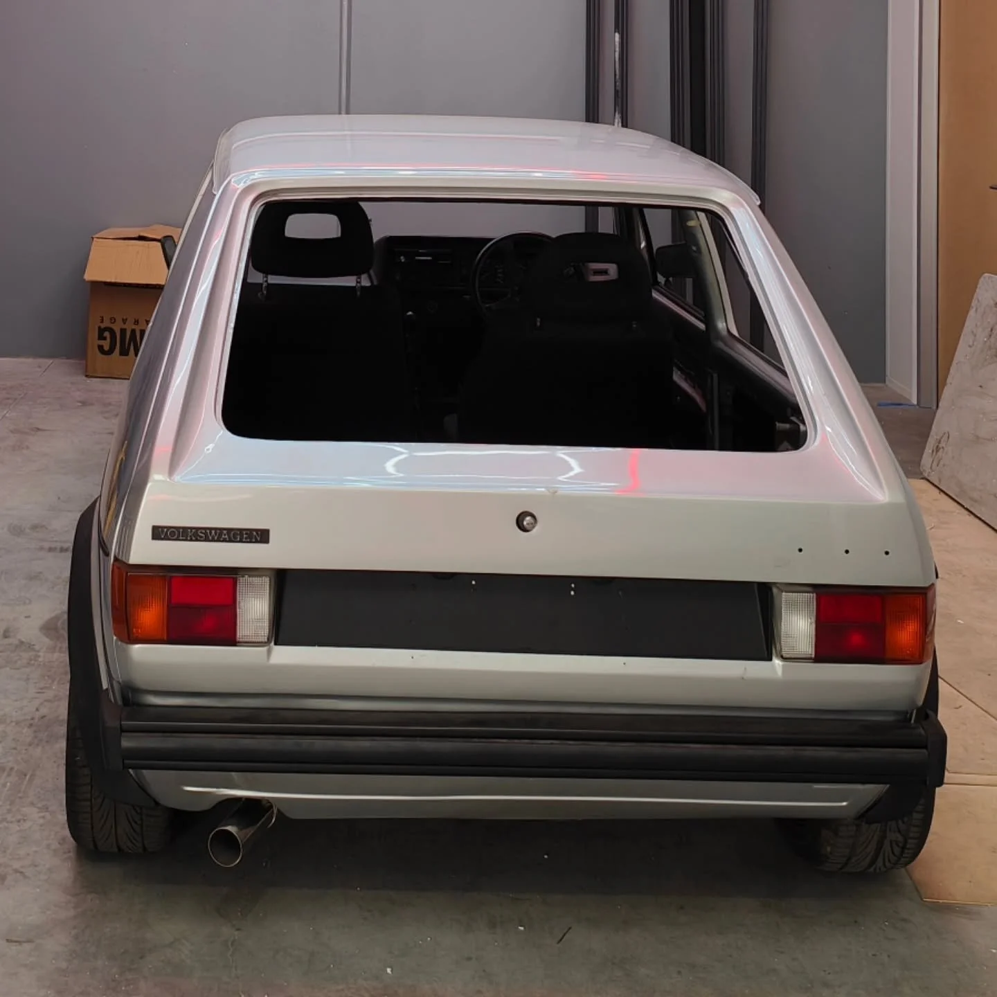 Another Old Skool legend in the workshop. This one is special. 1978 MK1 Golf. Long term project that @manuel_vassallo.28 worked extremely hard on. Got the engine in and now it's ready to fire up and tune. 

We will be going over this car to check wha