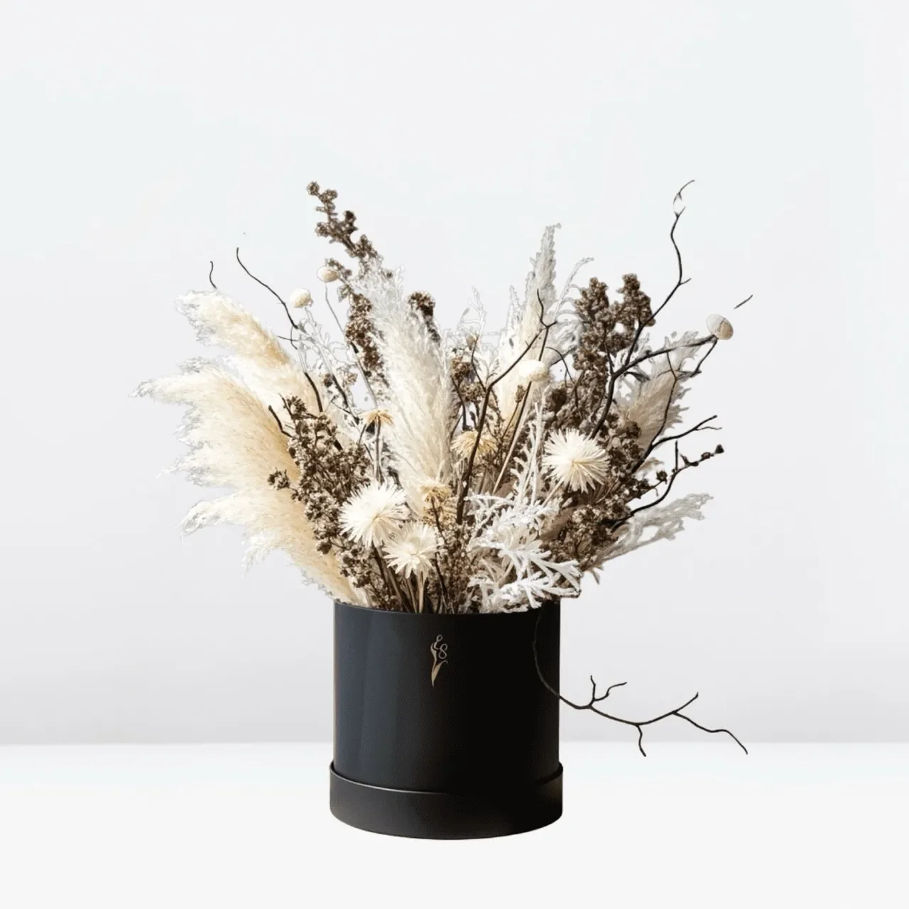Dried+Flower+Bouquet+in+Gift+Box+black+%26+white1-605191 Large_converted.webp