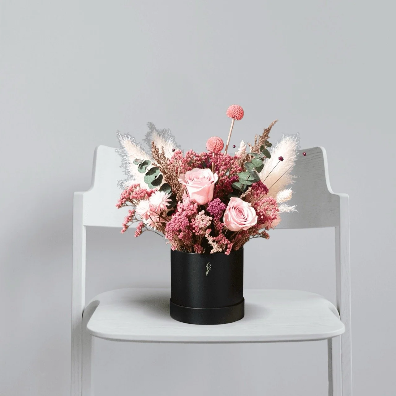 Dried Flower Pink & White Medium Bouquet in Gift Box - 30cm "Blushberry Dream" -. Handcrafted dried & preserved arrangement. - Eternal Art & Design