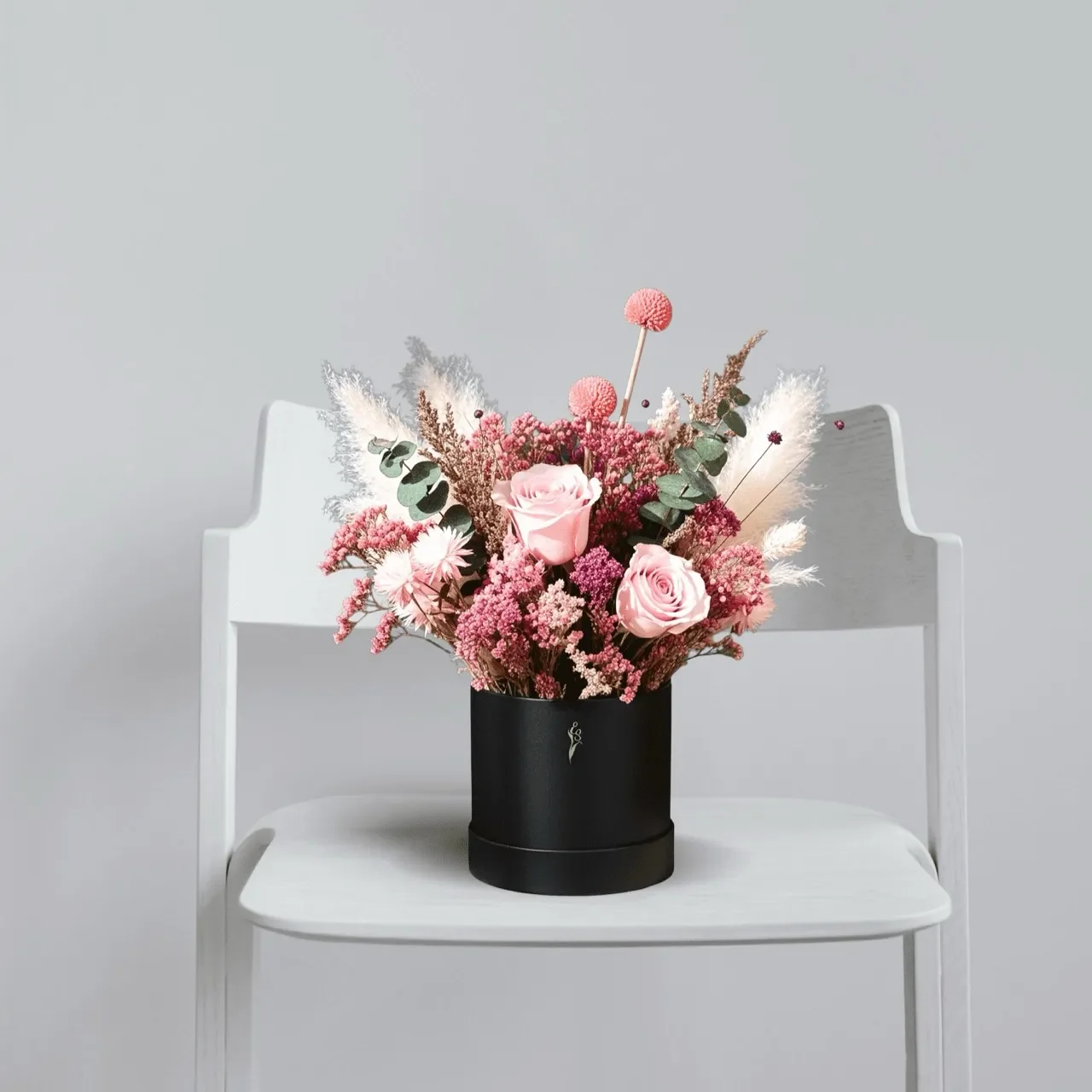 Dried+Flower+Bouquet+in+Gift+Box+pink3-602622 Large_converted.webp