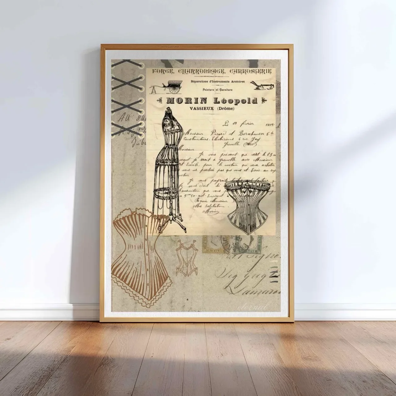 Corset art print oak wood frame I10019 Large cnr_converted.webp