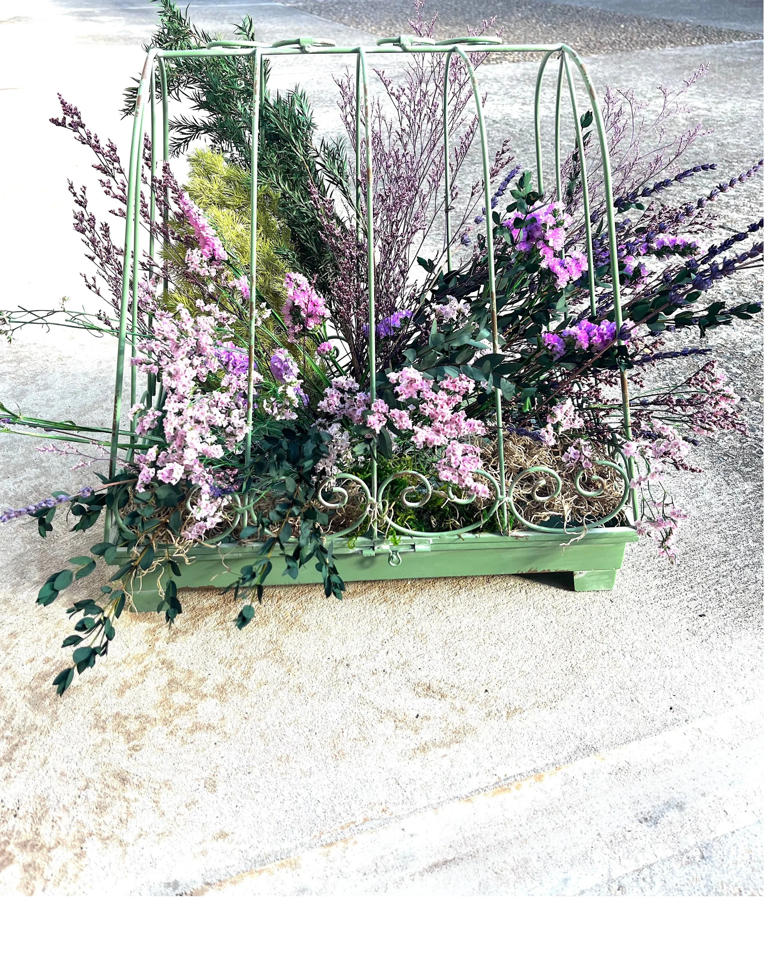 Dried Flower centrepiece Greenhouse2.jpg