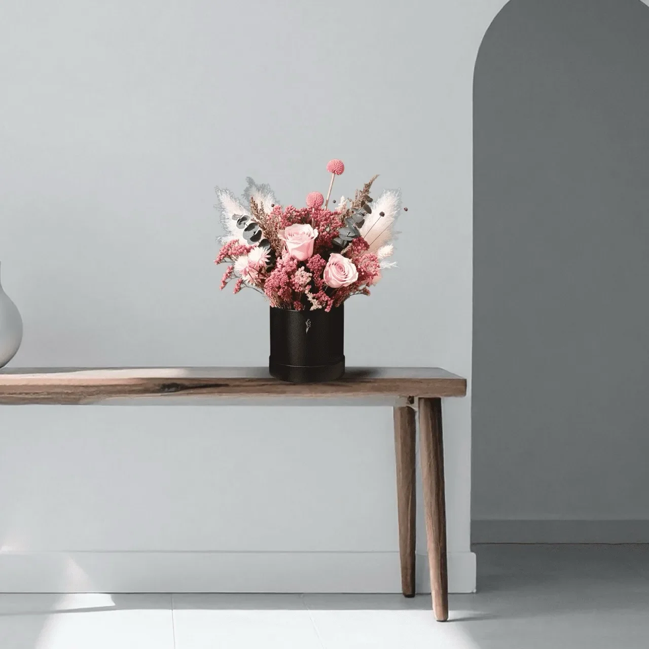 Dried+Flower+Bouquet+in+Gift+Box+pink4-516348 Large_converted.webp