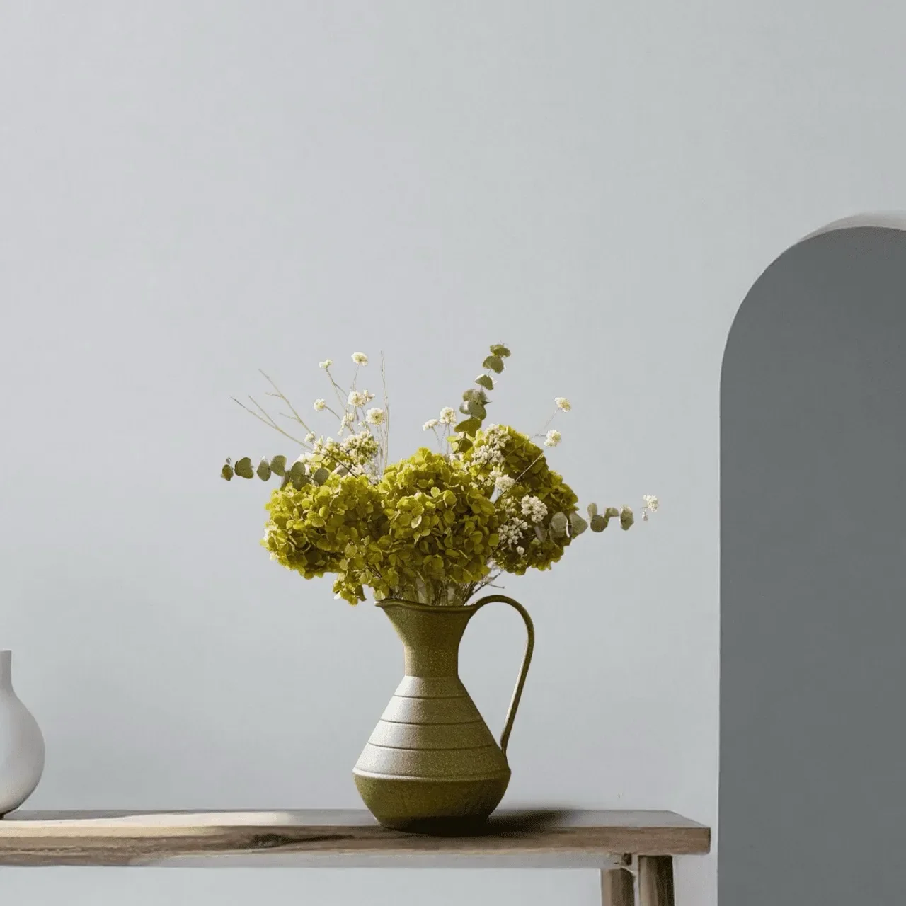 Dried+Flower+Arrangement+plus+vase+with+hydrangeas4-350882 Large_converted.webp