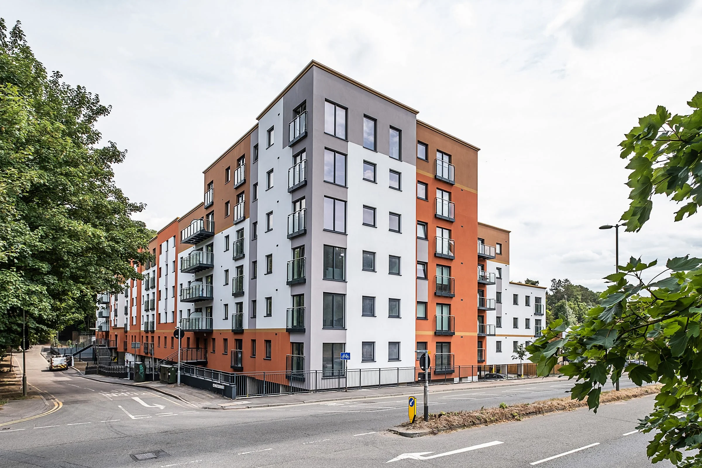 DOUBLING THE LABOUR AT WHYTELEAFE HOUSE WITHOUT DISRUPTING THE BUILD 