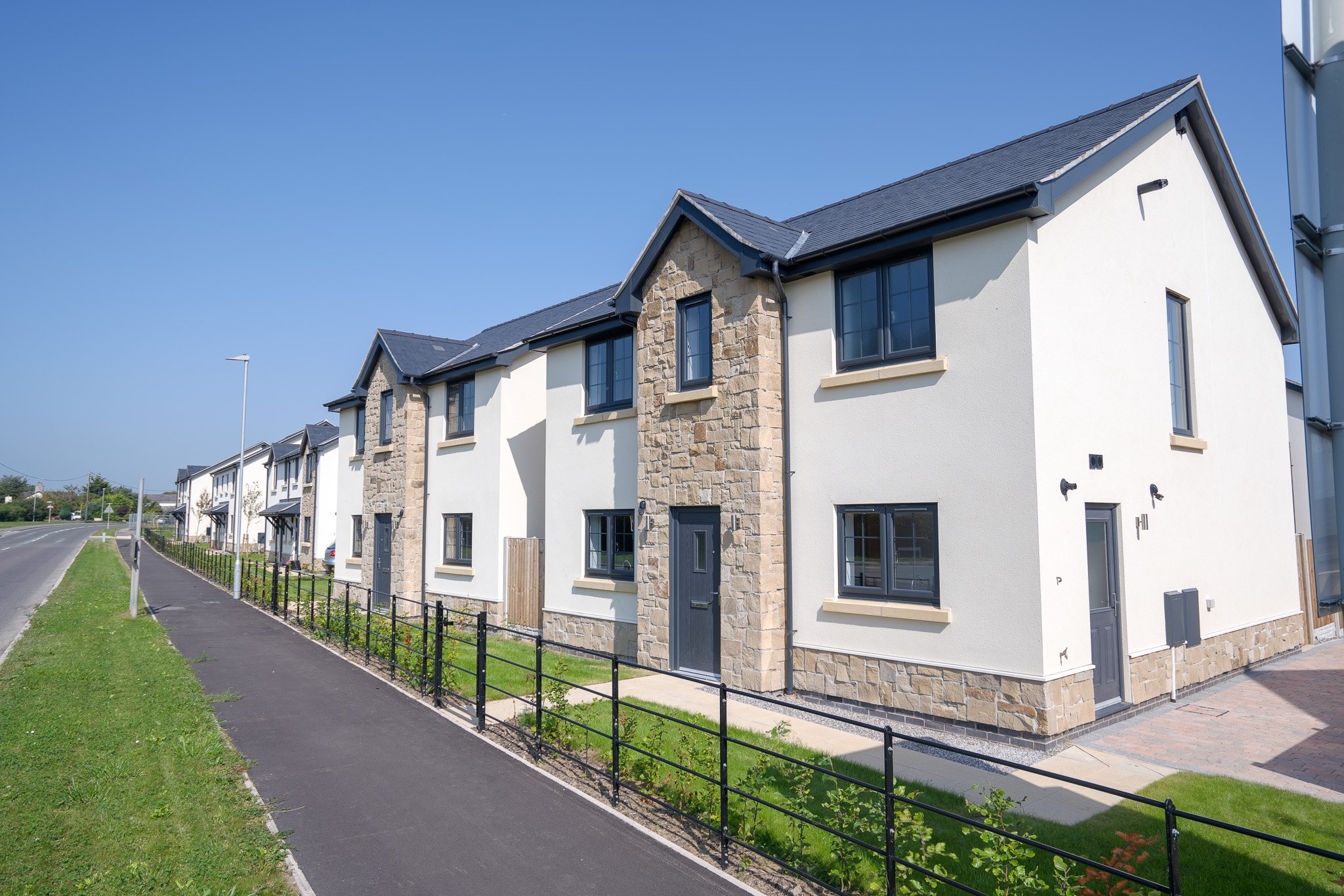 Detached front3.jpg