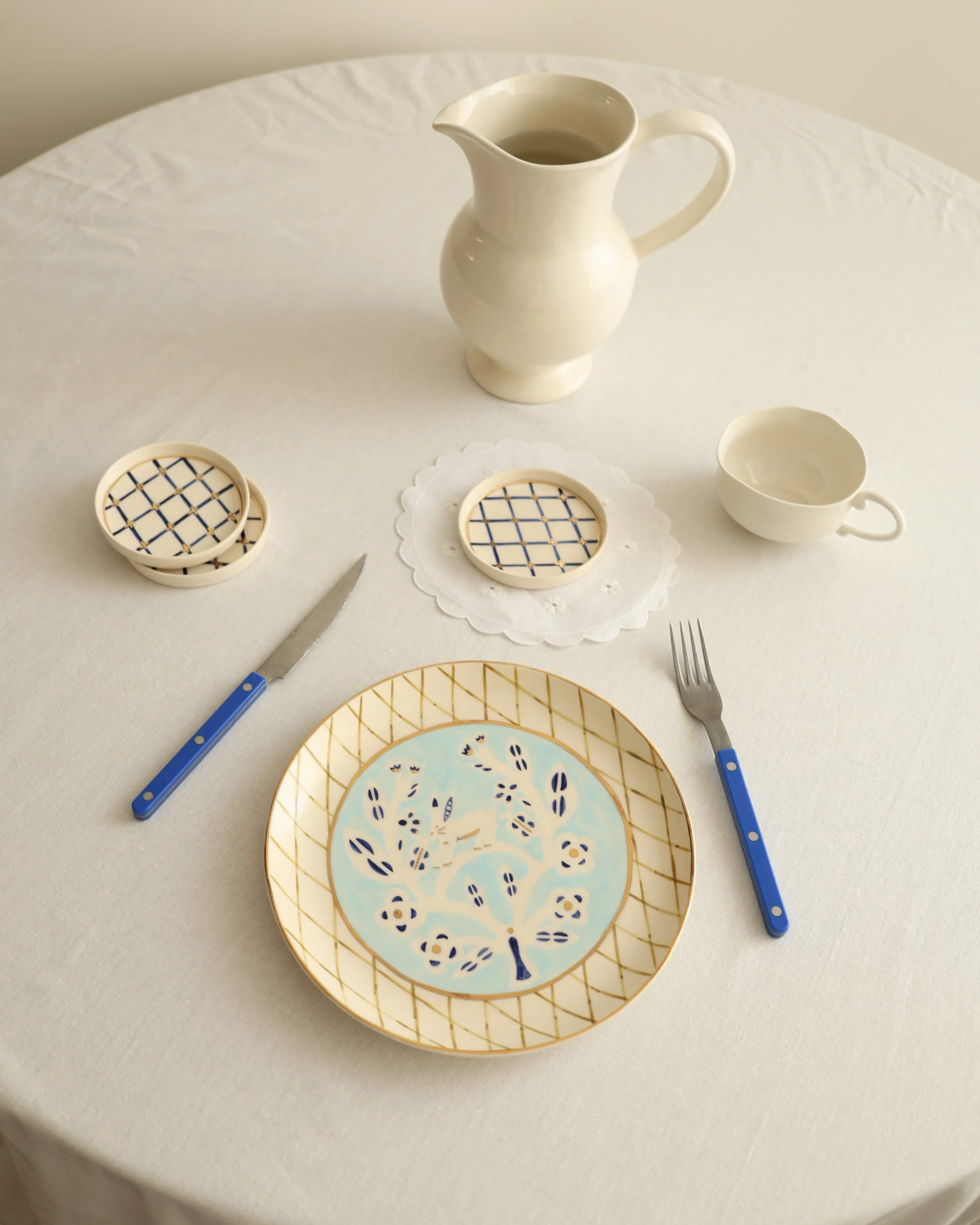 Vytynanka Plate with a Hare