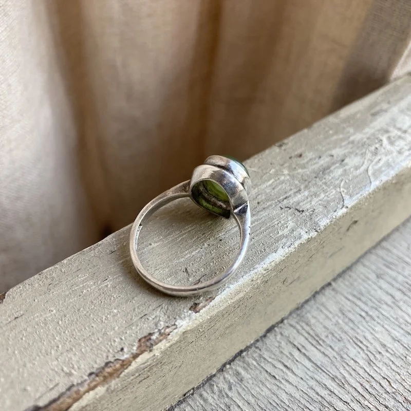 vintage sterling silver jade ring 2.jpeg