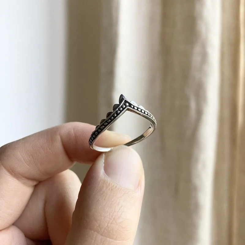 ornate sterling silver wishbone ring 1.jpeg