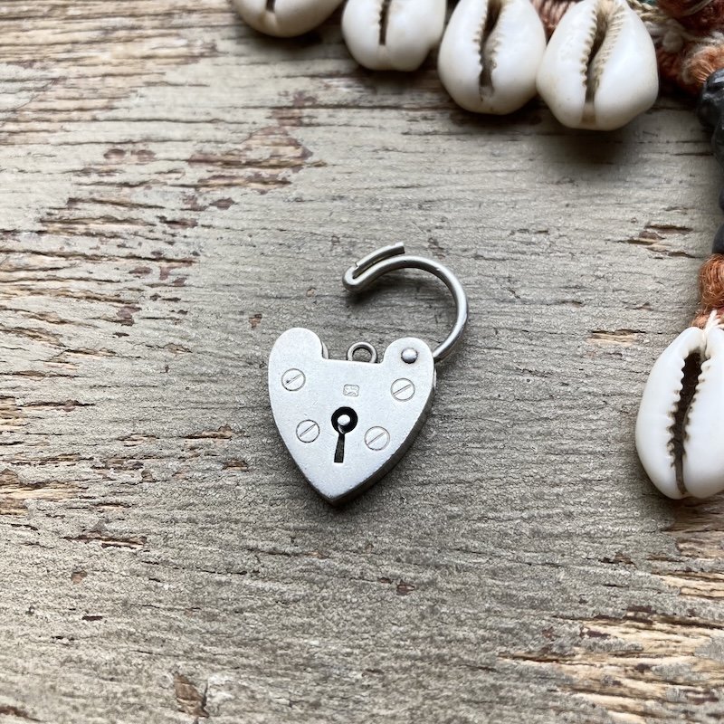 Pretty Vintage Sterling Silver Love Heart Padlock