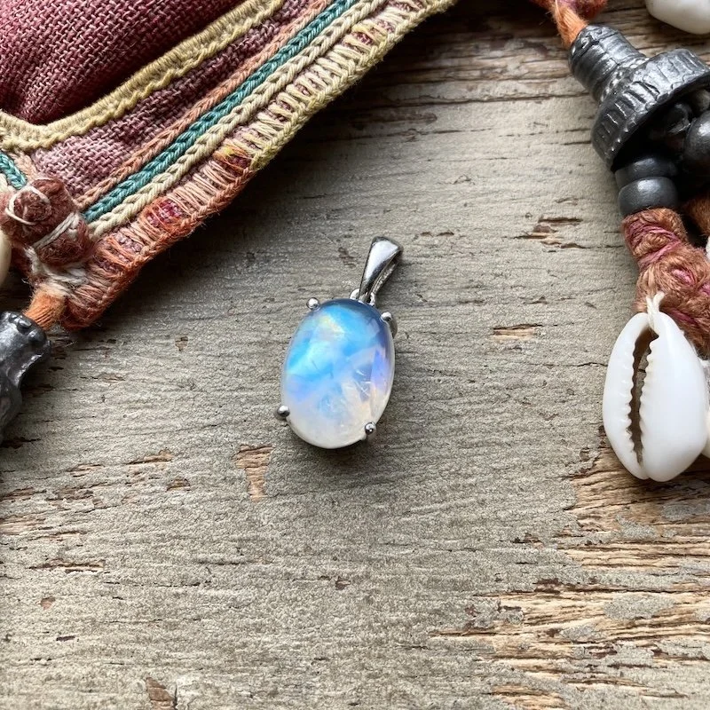 sterling silver flashy rainbow moonstone pendant 1.jpeg