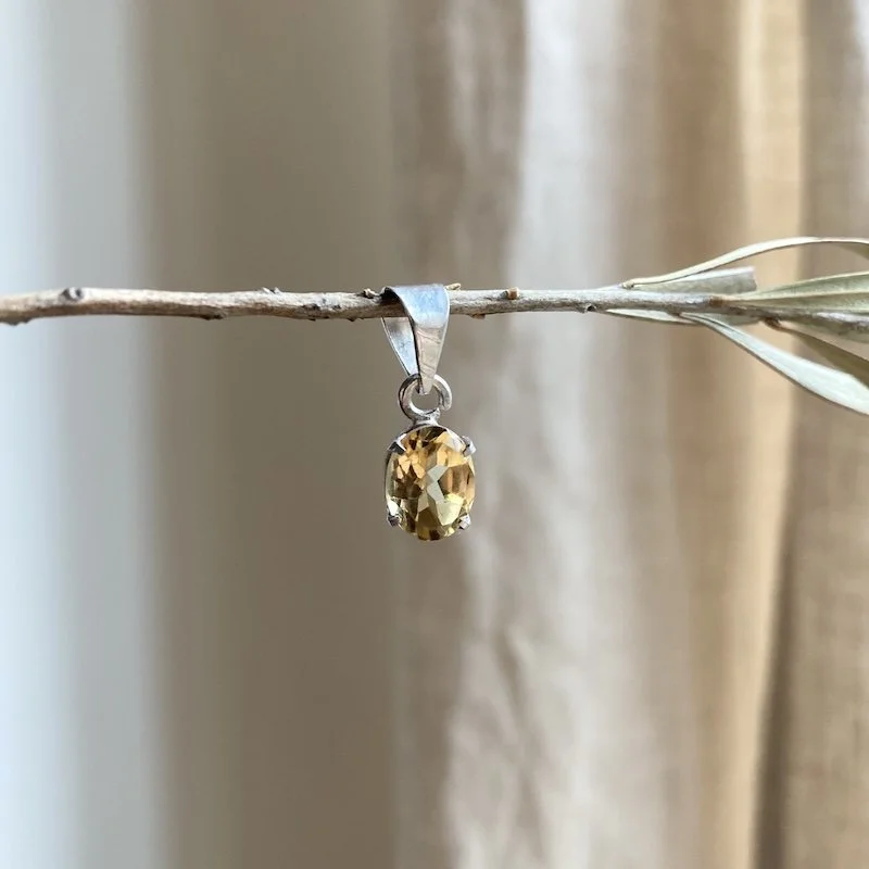 sterling silver citrine pendant.jpeg