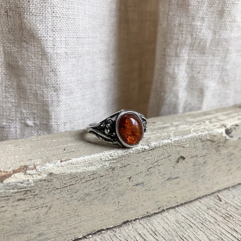 Pretty Vintage Sterling Silver and Amber Ring