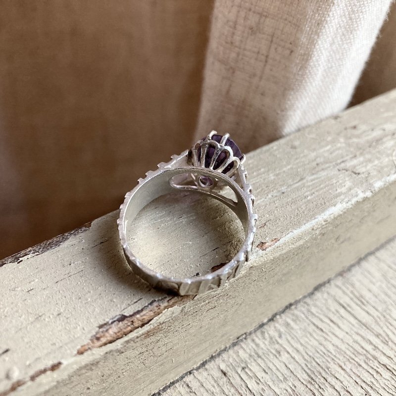 vintage abstract solid silver and amethyst ring 3.jpeg