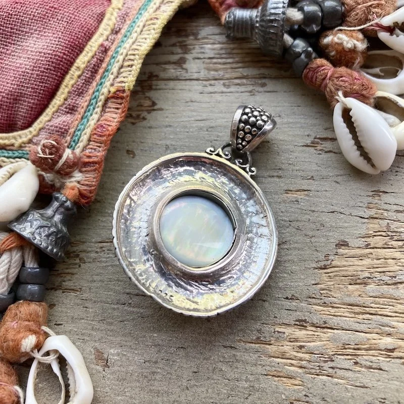 sterling silver peacock pearl pendant 2.jpeg