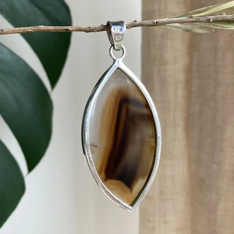 vintage sterling silver agate pendant 4.jpeg