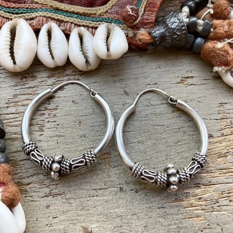 vintage ornaate sterling silver Bali hoops 1.jpeg