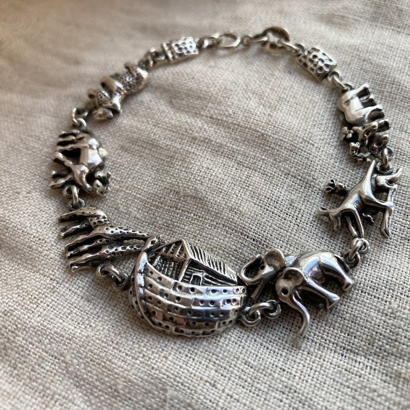 Wonderful Vintage Sterling Silver Noah's Ark Bracelet