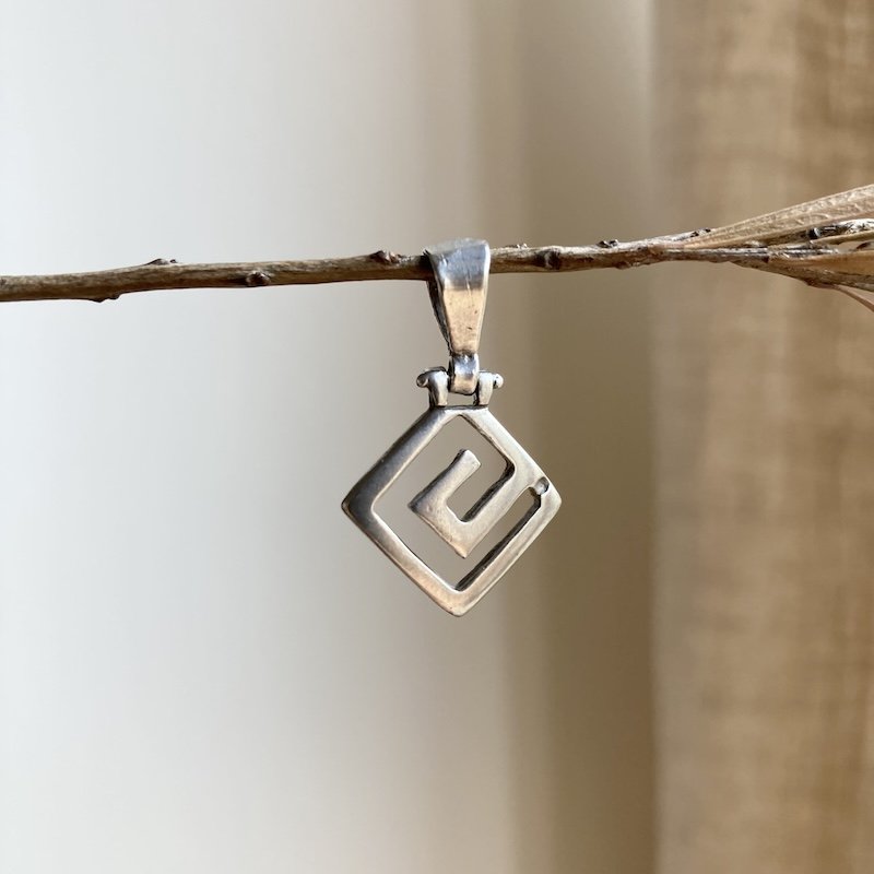 Funky Vintage Sterling Silver Spiral Pendant