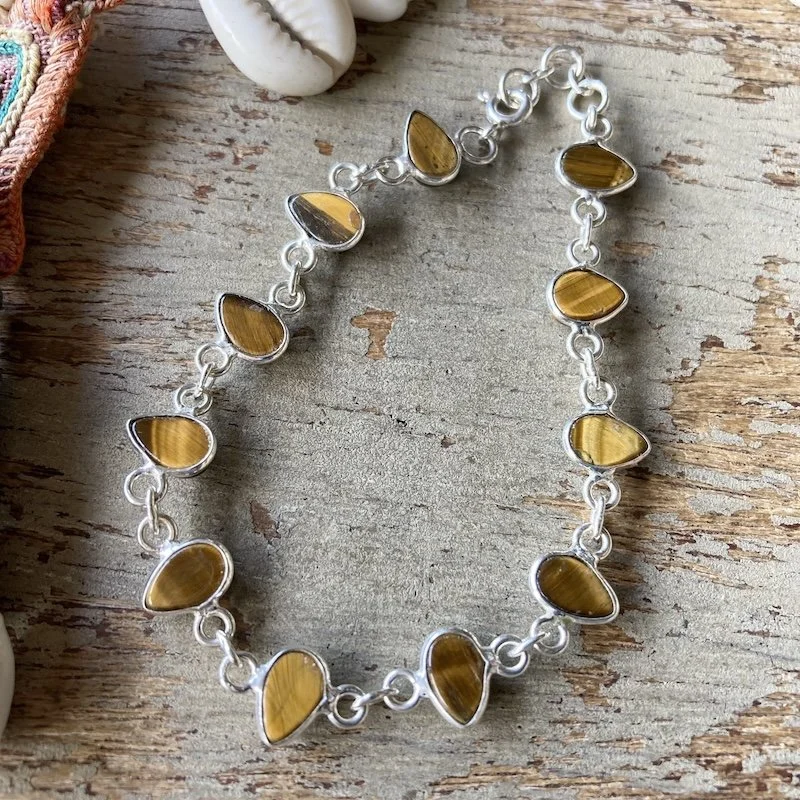 sterling silver and tiger's eye bracelet 3.jpeg