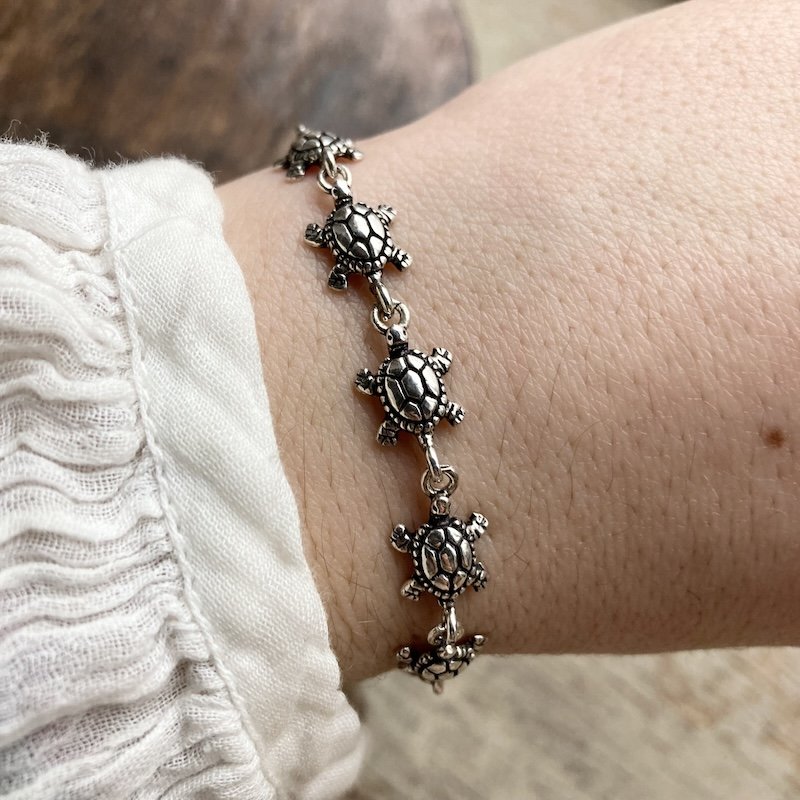 Beautiful Sterling Silver Turtle Bracelet